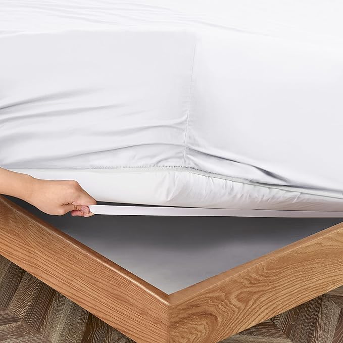 Manyshofu Extra Deep Pocket King Size Sheets - Hotel Luxury 1800 Thread Count Sheets & Pillowcases - Microfiber Bedding Set up to 24" Mattress - Pure White Bed Sheets 18-24 Inch Deep Pockets - 4 Piece