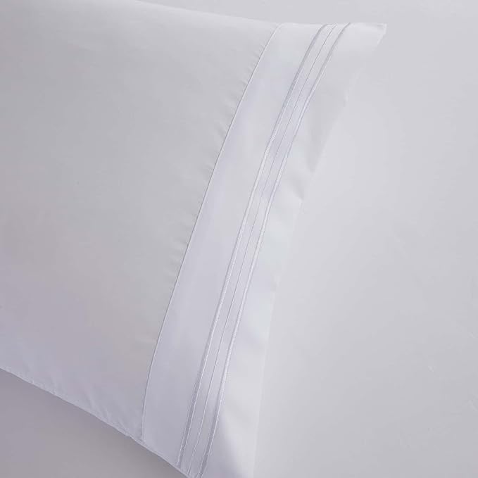 Clara Clark RV Queen Sheets, 6 Piece RV Sheets Set - Hotel Luxury Sheets for RV Bunks, Super Soft Bedding Set, Short Queen,White