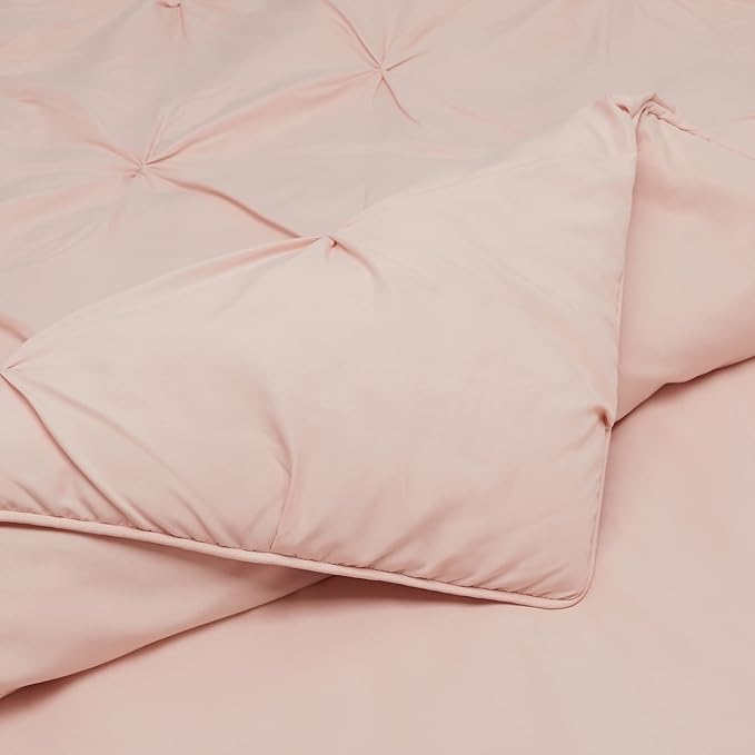 Amazon Basics Queen Size Comforter Set, All-Season Down-Alternative 3-Piece Bedding Set, Pinch Pleat Design, Full/Queen, Blush