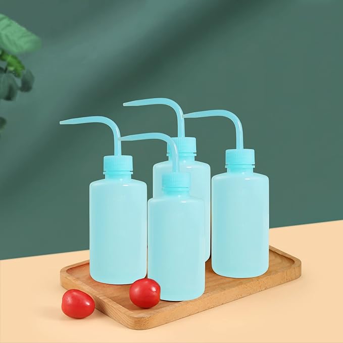 4 Packs Tattoo Wash Bottle Water Squirt Squeeze Diffuser Bottles (Light Blue, 250ml)