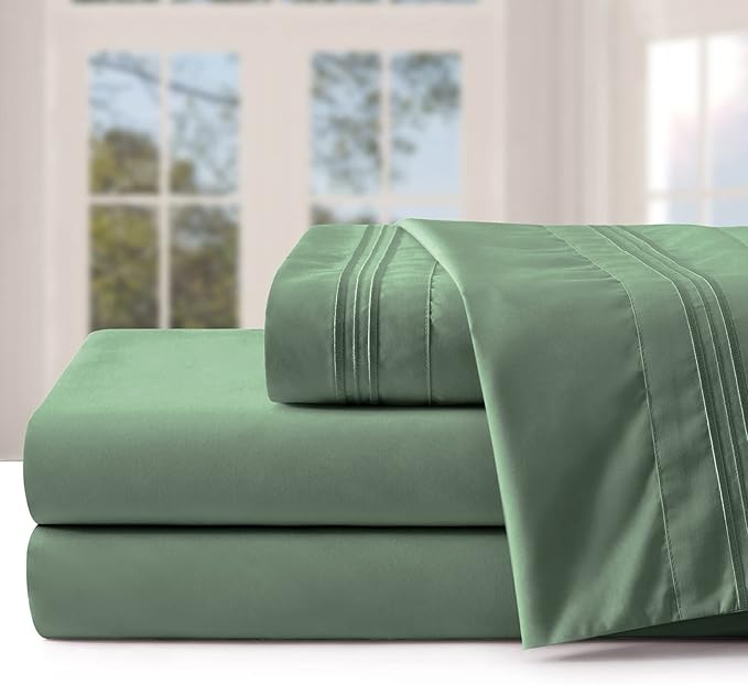 Manyshofu 1800 Thread Count Queen Sheet Sets - Hotel Luxury 16 Inch Deep Pocket Sheets & Pillowcases - Microfiber Bedding Set up to 16" Mattress - Sage Green Bed Sheets 10-16 Inch Pockets - 4 Piece