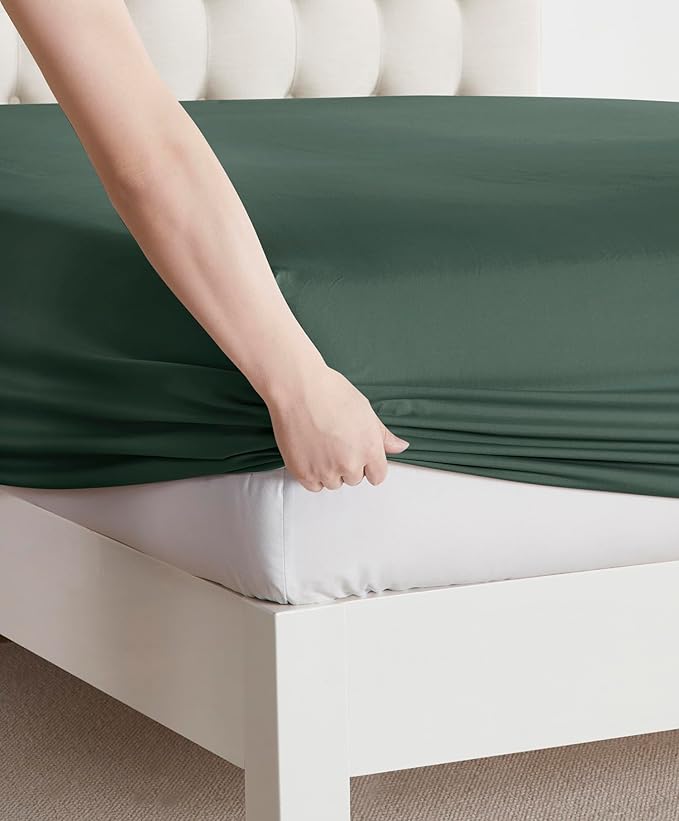 Clara Clark Bed Sheets, Premier 1800 Series Bed Sheet Set, Deep Pocket, Wrinkle, Fade, Stain Resistant, Luxury Soft Bedding Sheets & Pillowcases, King, Forest Green