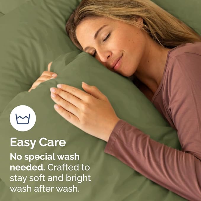 Standard Pillow Cases Set of 8 - Ultra Soft Hotel Quality Pillowcase Covers - Comfy & Wrinkle Free - Shrink, Stain and Fade Resistant - Machine Washable Pillow Protectors - 8 Piece Set - Sage Green
