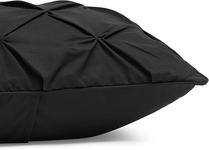 Amazon Basics 3-Piece All-Season Soft Down-Alternative Comforter Bedding Set, Pinch Pleat Design with Piped Edges, Full/Queen, Black