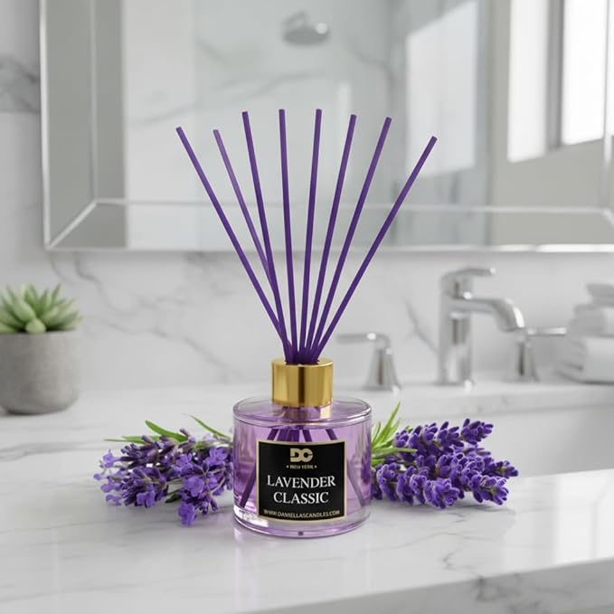 Daniella's Candles Reed Diffuser Set, Lavender Classic, Scented Diffuser with 8 Rattan Sticks, Home Fragrance, Long Lasting Oil Up to 20 Weeks
