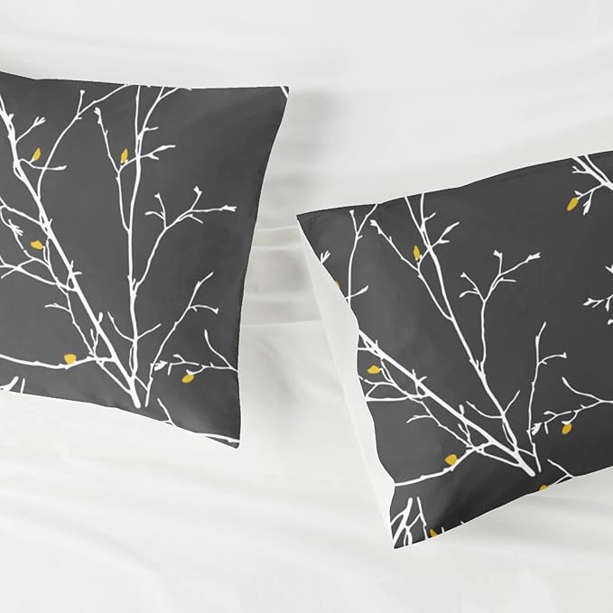 YIYEA Standard Pillow Cases Set of 2, Ultra Soft Double Brushed Microfiber Pillowcases Standard, Floral Bed Pillow Covers, Fade Resistant, Easy Slip-On (20"x26")