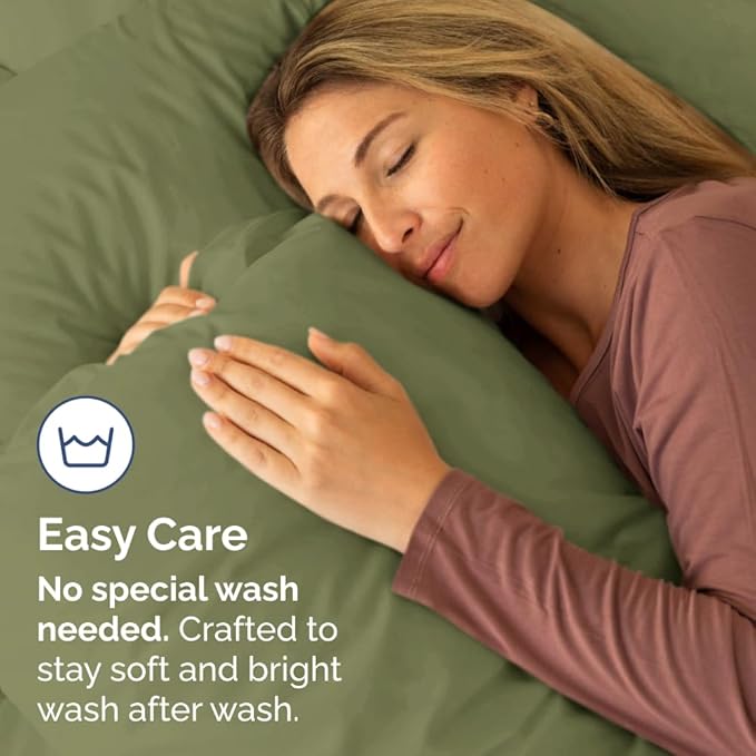 Queen Pillow Cases Set of 4 - Ultra Soft Hotel Quality Pillowcase Covers - Comfy, Cozy & Wrinkle Free - Shrink, Stain & Fade Resistant - Machine Washable Pillow Protectors - 4 Piece Set - Sage Green