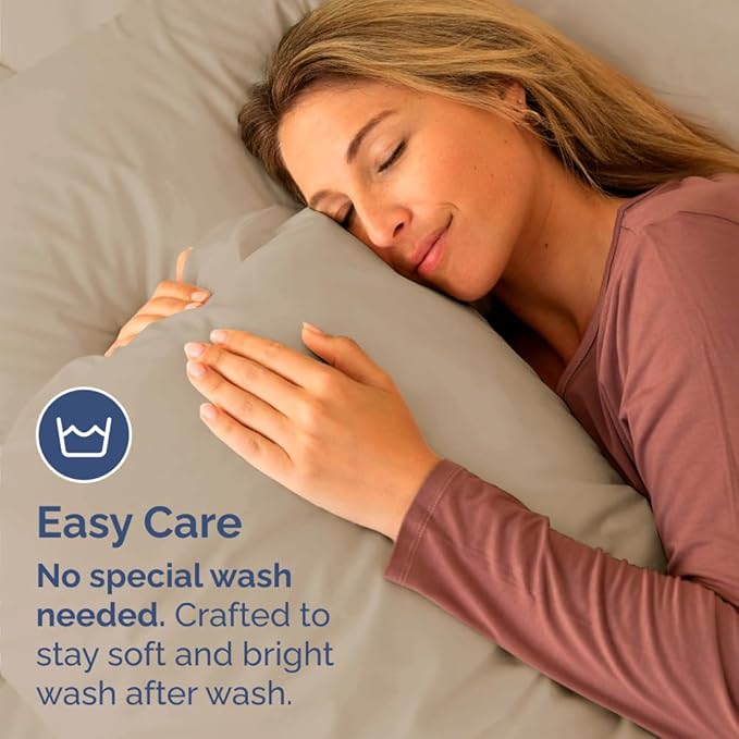 Standard Pillow Cases Set of 4 - Ultra Soft Hotel Quality Pillowcase Covers - Comfy Cozy Bedding for Women, Men, Kids & Teens - Machine Washable Pillow Protectors - 4 Piece Set - Standard Size Cream