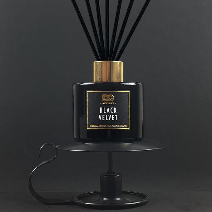 Daniella's Candles Reed Diffuser Set, Black Velvet, Scented Diffuser with 8 Rattan Sticks, Home Fragrance, Long Lasting Oil Up to 20 Weeks