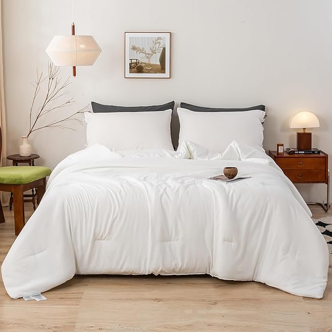 Softness White Comforter King - Cozy Polycotton Bedding Set - Comfy Fluffy Down Alternative Comforter King Size and 2 Pillow Case - Comfortable Lightweight but Warm Bed Blanket All Season