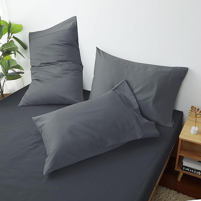 100% Egyptian Cotton Pillow Cases Set of 2, Standard Size 400 Thread Count Cooling Pillowcases, Soft and Breathable Pillow Covers with Envelope Closure, 20x26 Inches (Standard, Dark Grey)