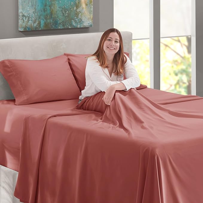 Nestl King Size Sheet Set, 4 Piece Extra Deep Pocket (18-24 inches), Microfiber, Hotel Luxury, Soft, Breathable, Wrinkle-Free, Easy to Care, Pink Clay