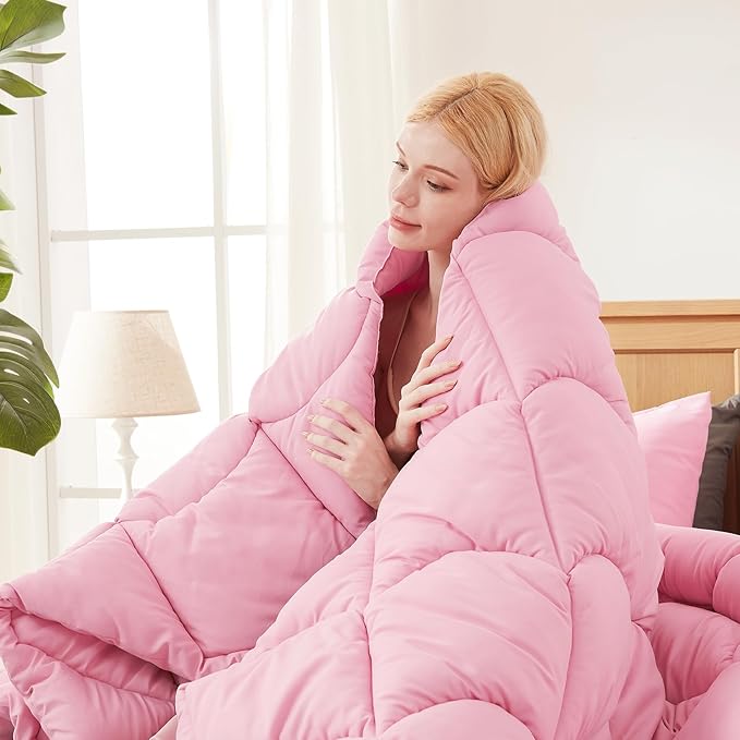 Decroom Lightweight King Comforter Set with 2 Pillow Sham - 3 Pieces Set - Quilted Down Alternative Comforter/Duvet Insert for All Season - Pink - King Size