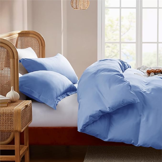 Nestl Queen Duvet Cover Set with Comforter Insert - Calm Blue 4 Piece 90x90 Duvet Cover & 2 Pillow Shams with White Quilted Down Alternative Comforter, Ultra Soft, All Season