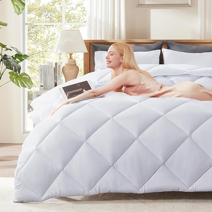 Decroom Lightweight Queen Comforter Set with 2 Pillow Sham - 3 Pieces Set - Quilted Down Alternative Comforter/Duvet Insert for All Season - White - Queen Size