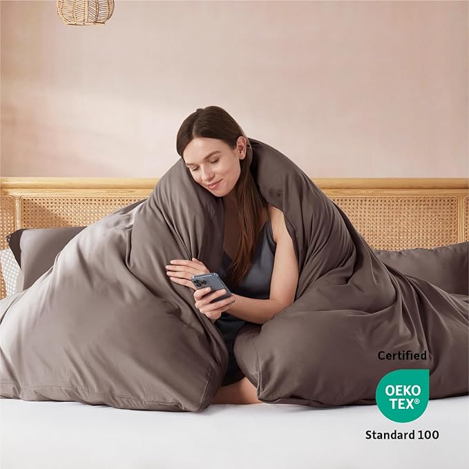 Nestl King Duvet Cover Set with Comforter Insert - Chocolate Brown 4 Piece 104x90 Duvet Cover & 2 Pillow Shams with White Quilted Down Alternative Comforter, Ultra Soft, All Season
