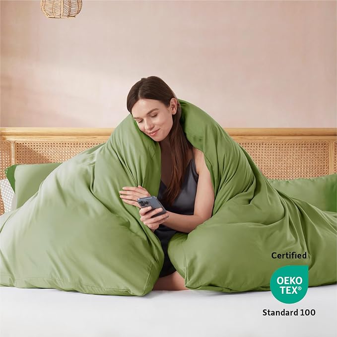Nestl Full Duvet Cover Set with Comforter Insert - Calla Green 4 Piece 80x90 Duvet Cover & 2 Pillow Shams with White Quilted Down Alternative Comforter, Ultra Soft, All Season