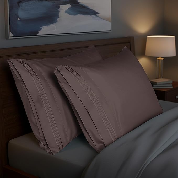 Elegant Comfort Premium Hotel Quality 2-Piece Pillowcase Set, Luxury & Softest 1500 Thread Count Egyptian Quality Bedding Pillowcases, Wrinkle and Fade Resistant,Chocolate Brown