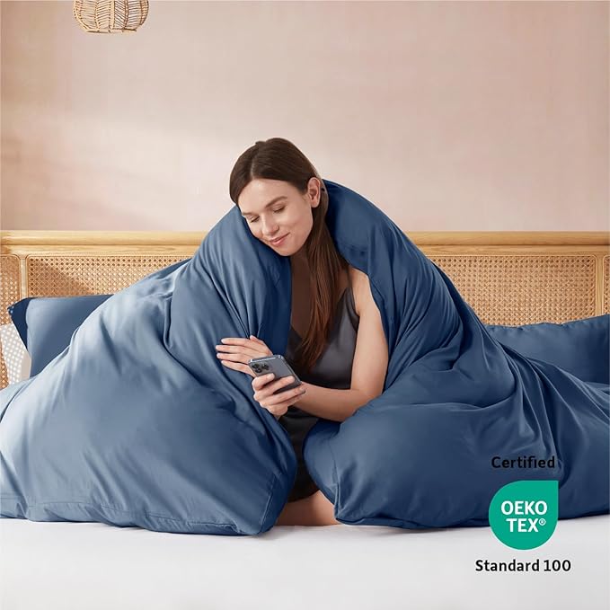 Nestl Queen Duvet Cover Set with Comforter Insert - Navy Blue 4 Piece 90x90 Duvet Cover & 2 Pillow Shams with White Quilted Down Alternative Comforter, Ultra Soft, All Season