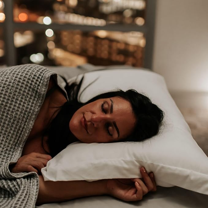Houseify Tuck Me in Pillow Co. Down Alternative Pillows - King Sized Hypoallergenic Pillows, Set of 2 - Premium, Breathable Pillow for Side Sleepers and Back Sleepers