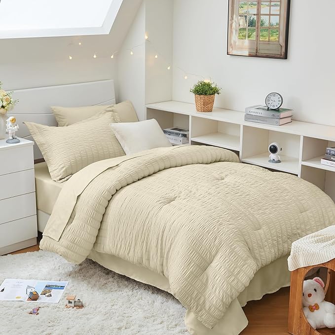 HYMOKEGE Oatmeal Twin Comforter Set Seersucker 5 Pieces, All Season Luxury Bed in a Bag for Bedroom, Bedding Set with Comforter, Sheets, Pillowcase & Sham