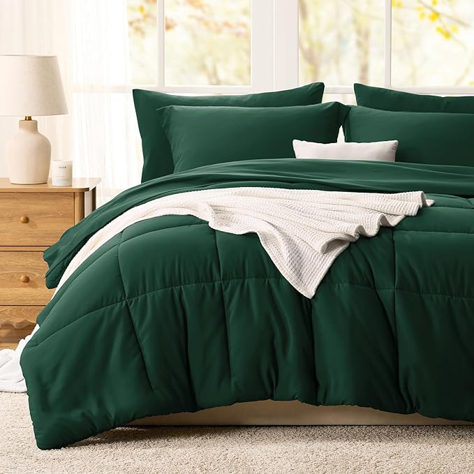 CozyLux Twin XL Comforter Set Emerald Green - 5 Pieces Twin XL Bed in a Bag Set, Soft Bedding Sets Bed Set Extra Long for All Season with Comforter, Flat Sheets, Fitted Sheet, Pillowcase &Pillow Sham