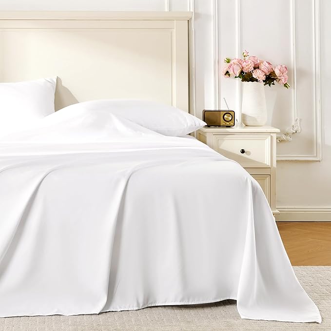 ROSE&RISY White Full Sheet Set, 4 Pieces Soft Bedding Sheet Set, Breathable and Cooling,Includes 1 Fitted, 1 Flat, 2 Pillow Cases - Deep Pocket (White, Full)