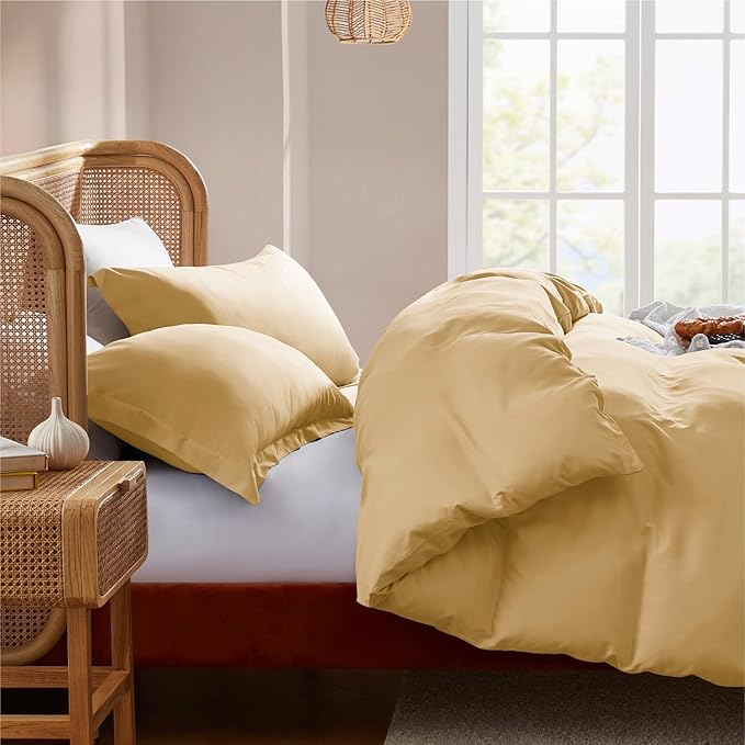 Nestl Queen Duvet Cover Set with Comforter Insert - Camel Gold 4 Piece 90x90 Duvet Cover & 2 Pillow Shams with White Quilted Down Alternative Comforter, Ultra Soft, All Season