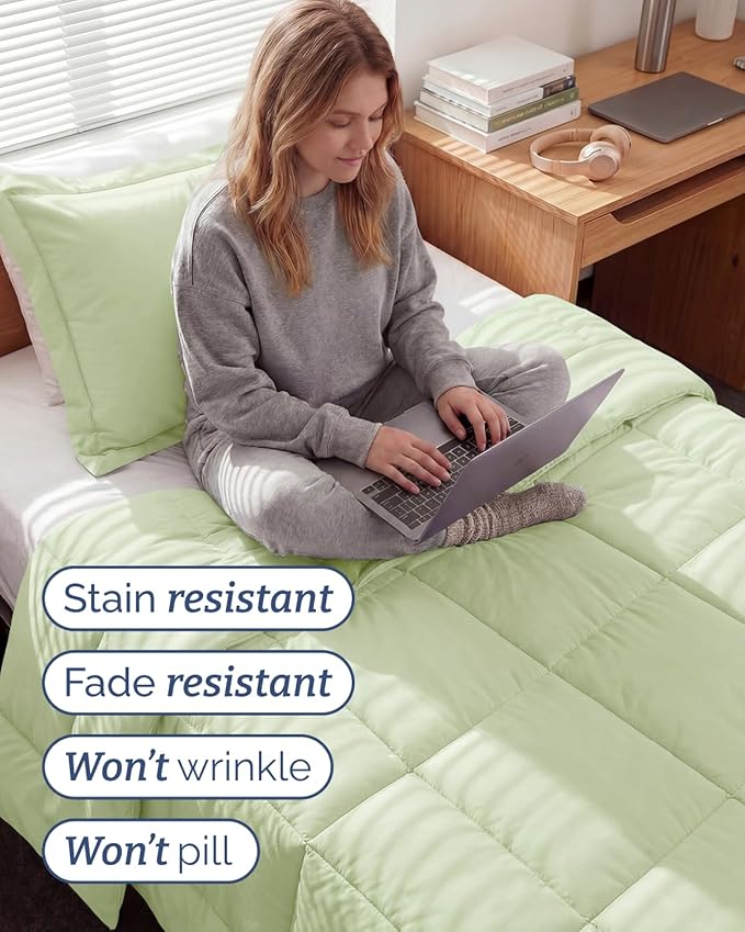 Twin XL Comforter Set - 2 Piece Bed Set for All Seasons - 1 Soft Quilted Comforter with Corner Tabs & 1 Pillow Sham - Comfy & Breathable - Premium Down Duvet Insert - Twin XL Size, Light Sage Green