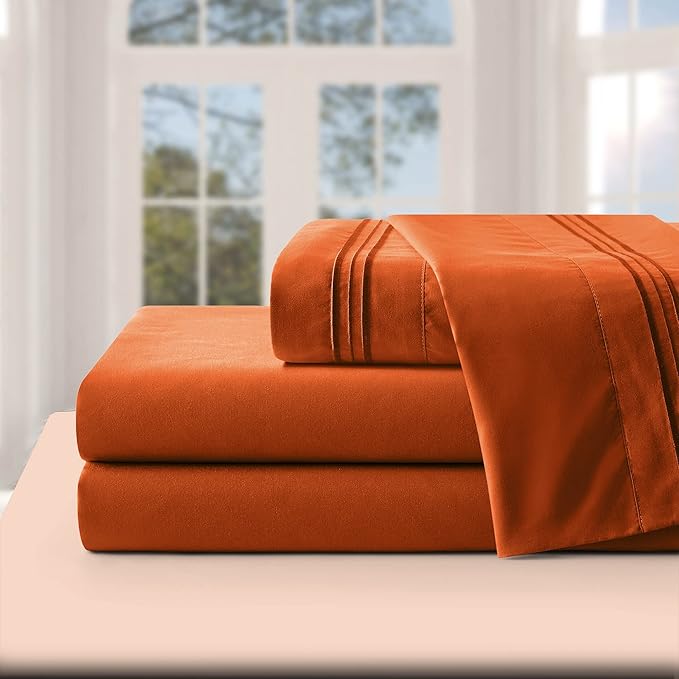 Manyshofu Extra Deep Pocket Queen Sheet Sets - Hotel Luxury 1800 Thread Count Sheets & Pillowcases - Microfiber Bedding Set up to 24" Mattress - Burnt Orange Bed Sheets 18-24 Inch Deep Pockets - 4Pcs