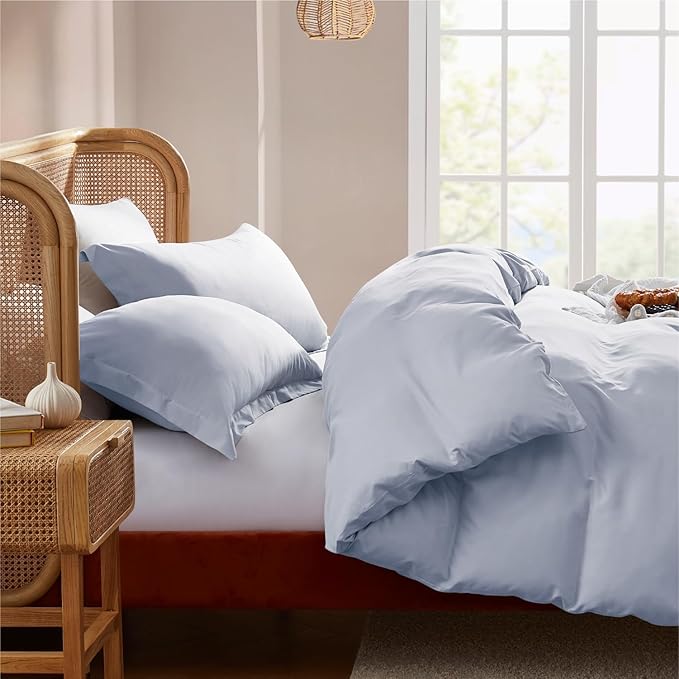Nestl King Duvet Cover Set with Comforter Insert - Ice Blue 4 Piece 104x90 Duvet Cover & 2 Pillow Shams with White Quilted Down Alternative Comforter, Ultra Soft, All Season