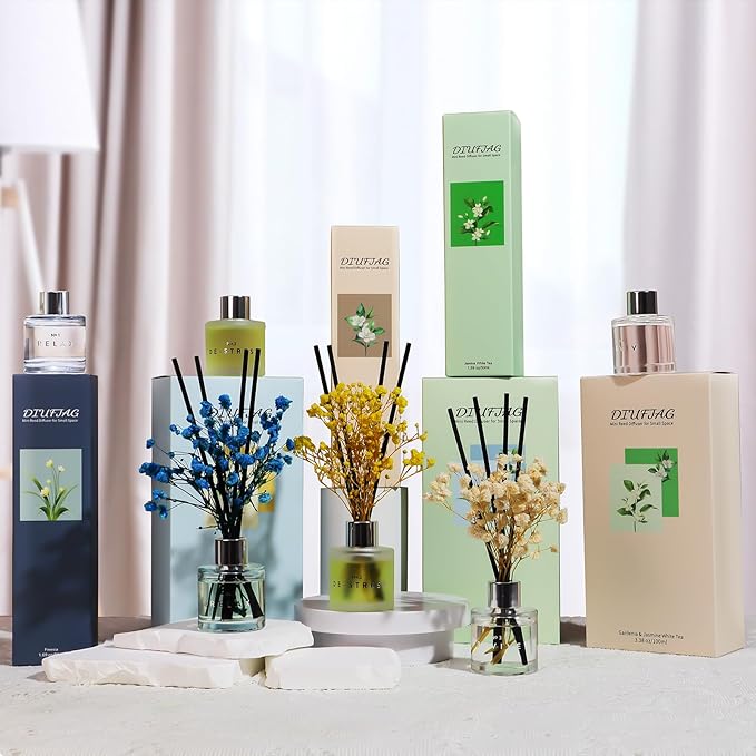 Freesia Reed Diffuser Set, 1.7 oz Scent Diffuser with Dried Flower for Bathroom Small Place, Last up to 30 Days