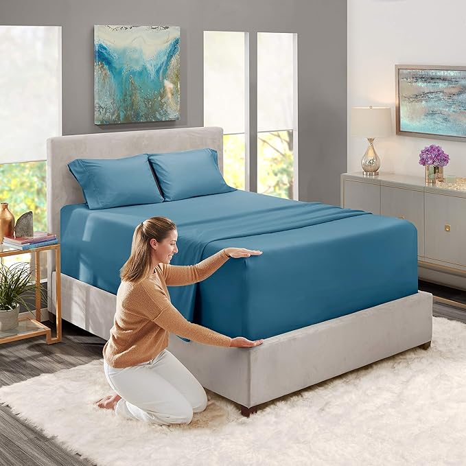 Nestl California King Size Sheet Set, 4 Piece Extra Deep Pocket (18-24 inches), Microfiber, Hotel Luxury, Soft, Breathable, Wrinkle-Free, Easy to Care, Blue Heaven