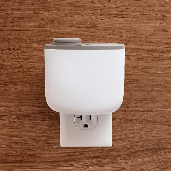 Kimpton Mini Home Diffuser Refill - Works with Plug in Wall Diffuser - Luxury Hotel Collection - Signature Scent - Notes of Citrus, Green Tea, and Musk