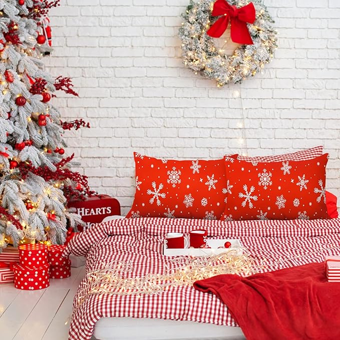 YIYEA Christmas Pillow Cases Queen Size Set of 2, Ultra Soft Double Brushed Microfiber Pillowcases Queen, Christmas Snowflake Bed Pillow Covers, Fade Resistant, Easy Slip-On (20"x30")