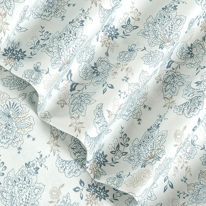 ROYALE LINENS 300 Thread Count 100% Long Staple Combed Cotton Sheet Set - 4 Piece King Bed Sheets - 1 Fitted, 1 Flat & 2 Pillow Cases - Soft Cool & Crisp Sheet Set (King, Tossed Floral,Dusty Blue)