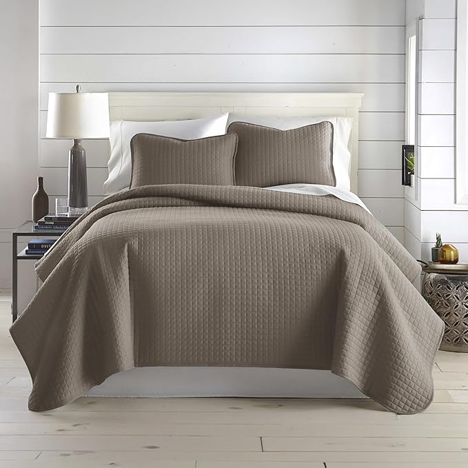 Southshore Fine Living, Inc. Quilts Full Size, Queen Size Quilt Bedding Set, Pet Hair Resistant Bedding Coverlet Queen Size, Full Size Bedspread w/ 2 Pillow Shams, Quilted Bedspread, Dark Taupe Quilts