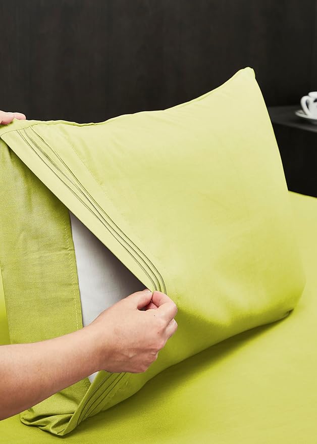 Mocassi Luxury Full 4-Piece Sheet Set - 1800 Premium Hotel Quality - Easy-Fit, Wrinkle, Fade Resistant Bed Sheets and Pillowcases - All Around Elastic Fitted Sheet, Deep Pocket, Pistachio Green