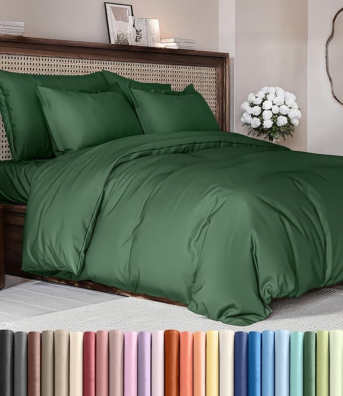 Duvet Cover Queen Size Set - Extra Soft Queen Duvet Cover 90" x 90" with 2 Pillow Shams - Hotel Luxury, Easy Care & Fade Free with Zipper Closures and Ties - Comfy, Cozy & Breathable (Emerald Green)