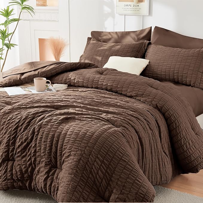HYMOKEGE Dark Brown Queen Comforter Set Seersucker 7 Pieces, All Season Luxury Bed in a Bag Queen for Bedroom, Bedding Set with Comforter, Sheets, Pillowcases & Shams