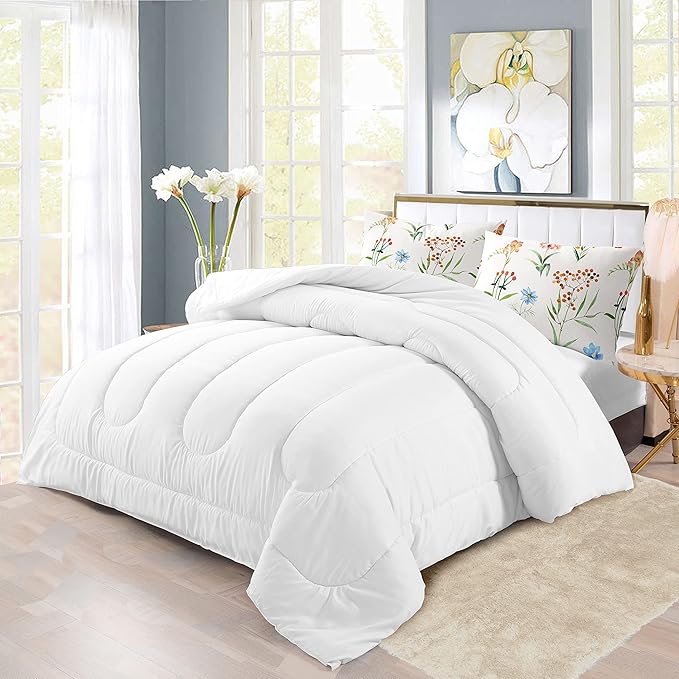 YIYEA Standard Pillow Cases Set of 2, Ultra Soft Double Brushed Microfiber Pillowcases Standard, Floral Bed Pillow Covers, Fade Resistant, Easy Slip-On (20"x26")