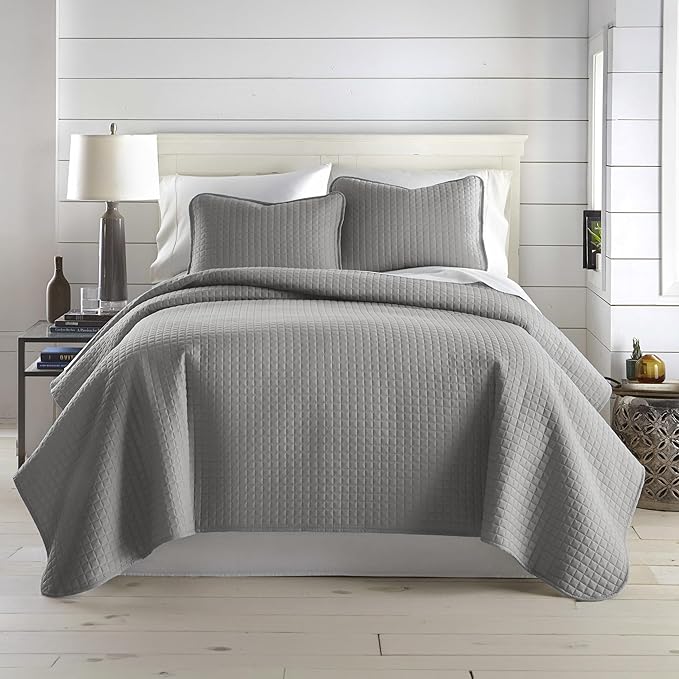 Southshore Fine Living, Inc. Twin XL Quilt Set, Dorm Room Bedding Essentials, Hotel Quilt, Soft Bedspread Twin XL Grey Quilt Bed Spread with Pillow Sham, Vacation Rental Quilt, Steel Grey Quilts