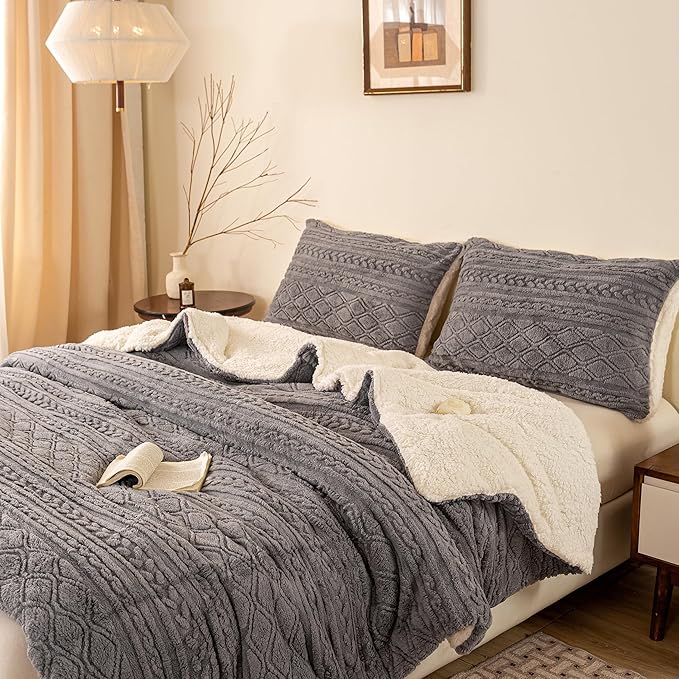 Ultra-Soft Warm Plush Sherpa Fleece Down Comforter Queen Size - Thickened Boho 3D Jacquard Reversible Bedding Comforter Set Fluffy Surface for Cozy Autumn and Winter Nights (Full/Queen,Grey)