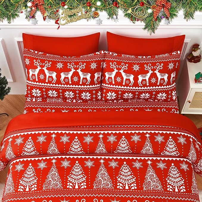 YIYEA Christmas Pillow Cases Queen Size Set of 2, Ultra Soft Double Brushed Microfiber Pillowcases Queen, Christmas Bed Pillow Covers, Fade Resistant, Easy Slip-On (20"x30")