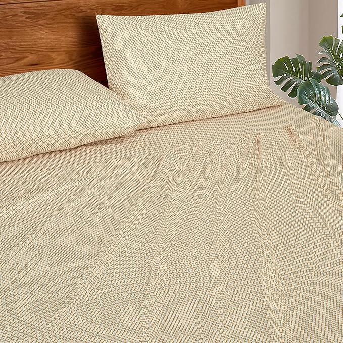 ROYALE LINENS 4 Piece King Sheets Set - Soft Brushed 1800 Microfiber Bedding - 1 Fitted and 1 Flat Sheet, 2 Pillow Cases - Wrinkle Free & Fade Resistant - Hotel Luxury Bed Sheets Set (Clay, King)
